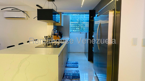 Espectacular Apartamento Dúplex Recién Remodelado. #25-23537 Carmen Medina