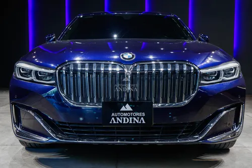 BMW Serie 7 745e 3.0