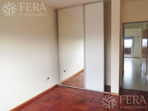 Imagen 6 de 10 de Venta De Departamento 2 Ambientes En Sarandi (24193)