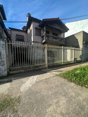 Venta Casa A Reciclar, San Martin, Con Galpon 