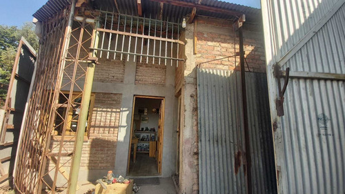 Imagen 8 de 27 de Galpón · Alquiler · 7.000 M2 · Dos Galpones · Oficina · Heras