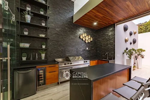 Casa De Una Planta Amueblada Con Alberca En El Palomar Lujo Sur