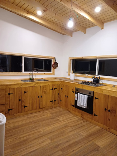 Hermosa Casa En Venta, Ubicada En Ensenada