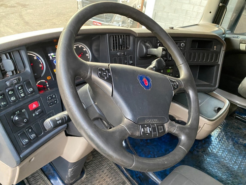 Imagem 14 de 15 de Scania R440 6x4 Highline Teto Alto Automatico
