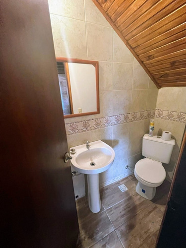 Imagen 8 de 13 de Casa De Dos Piso A Mitad De Cuadra, A Una Cuadra Y Media De La Palaya, Por Parada 23.