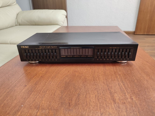 Ecualizador Teac Modelo Eqa-220 Ii