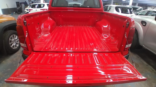 Volkswagen Amarok Trendline 4x2 Rojo Retiro Inmediato! Stock