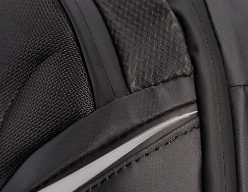 Imagen 6 de 9 de Mochila Moto Portacasco Y Porta Notebook P/lluvia Sport