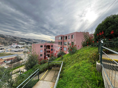 Arriendo Depto. Semiamoblado 3 Dorm (37114)