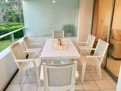 Imagen 3 de 15 de Apartamento En Mansa, 3 Dormitorios