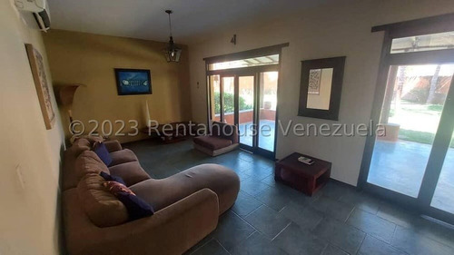 Venta De Hermoso Inmueble En Casa Campo, Pampatar Isla De Margarita.