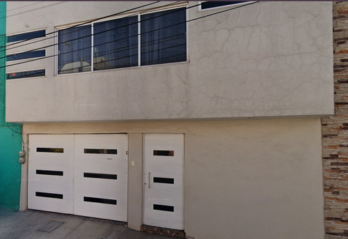 Casa En Venta En Pte. 27 La Perla, 57830 Cdad. Nezahualcóyotl, Méx. Maja79