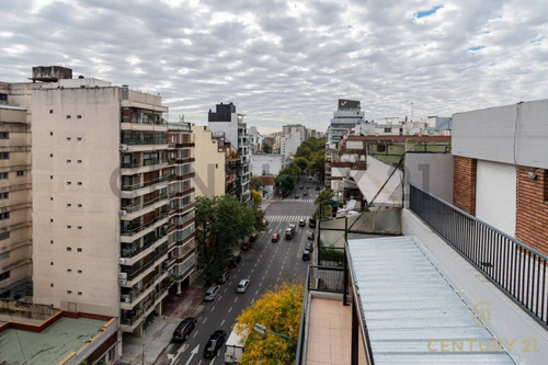 Venta Departamento 4 Ambientes Con Dependencia En Flores Sobre Avenida Avellaneda