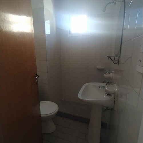 Departamento En Alquiler De 1 Dormitorio En Barrio Centro