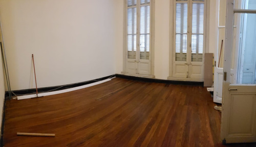 Imagen 2 de 10 de Casa De 3 Dormitorios C/azotea Transitable En Aguada.