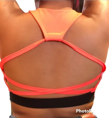 Top deportivo sexy clearance