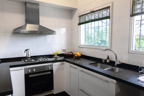 Venta Única. Casa P.h. 3 Dorm. Gran Jardín, Carrasco Sur