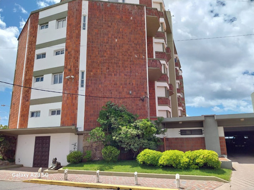 Venta Edificio 50 Dormitorios Zona Centro Con Cochera