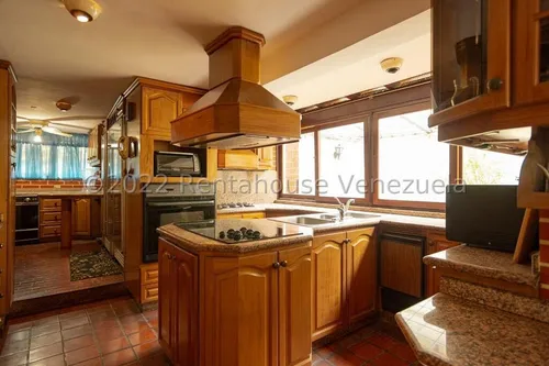 Casa En Venta Los Campitos Lp