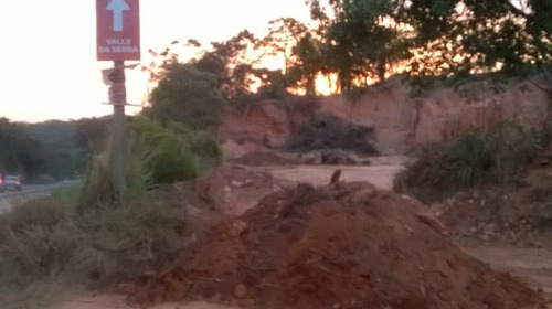 Área Em Betim - 529