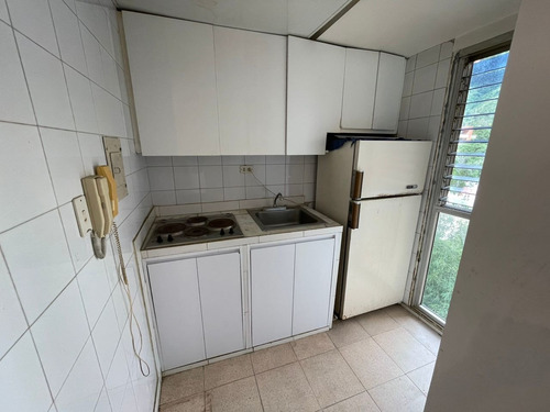 Imagen 6 de 10 de Se Vende Apto 58m² 1h/1b/1p Alta Florida