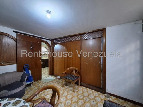 Oportunidad De Inversión Casa En Venta Urb Las Acacias Zona Comercial 25-12564 Hc