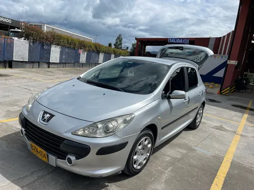 Peugeot 307 1.6 Xr Feline 5 p