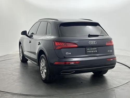 Audi Q5 ATTRACTION TFSI S-TRONIC 2 4X4