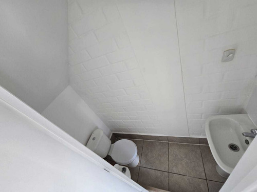 Oportunidad, Los Clarines, 3 Dorm Con 2 Baños (103940)