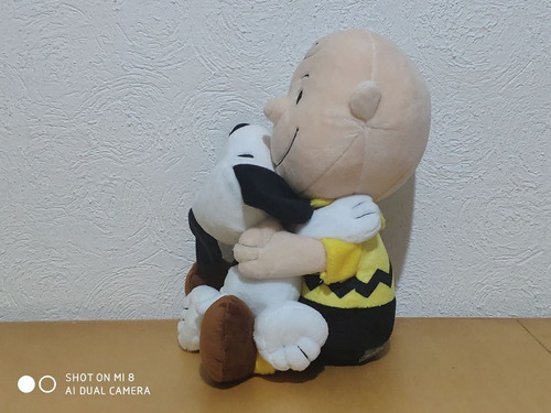 Charlie & Snoopy Abrazo Peanuts Original