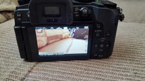 Camara Profesional Panasonic Lumix G7 Negro (Usado)