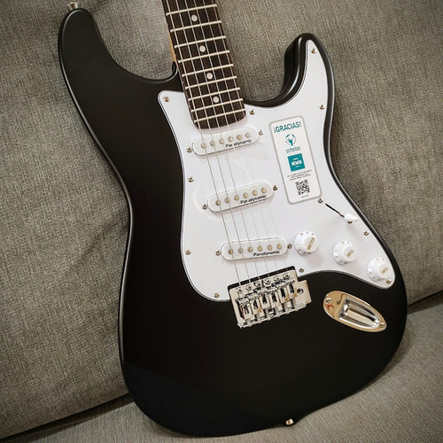 Imagen 10 de 10 de Guitarra Eléctrica Newen St Black