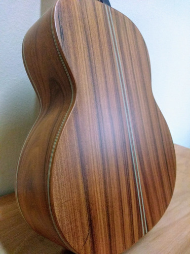 Imagem 6 de 9 de Cavaco Acústico Profissional Todo Maciço Luthier Amorim