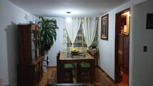Imagen 3 de 14 de Venta De Departamento En Atizapán Centro.