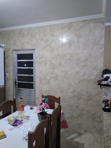 Casa À Venda Na Avenida Marginal Do Oratório, Parque Santa Madalena, São Paulo - Sp - Liv-10909