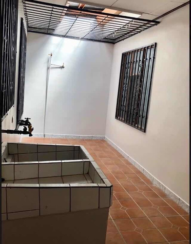Imagen 7 de 10 de Venta 2apartamentos Mercedes Norte De Heredia