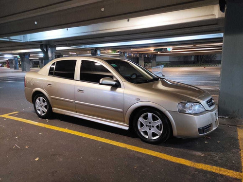Imagen 3 de 5 de Chevrolet Astra 2.0 Gl 2006