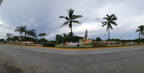 Terrreno En Venta En Boulevard De Las Naciones, Frente Al Centro Comercial La Isla. Acapulco, Gro.