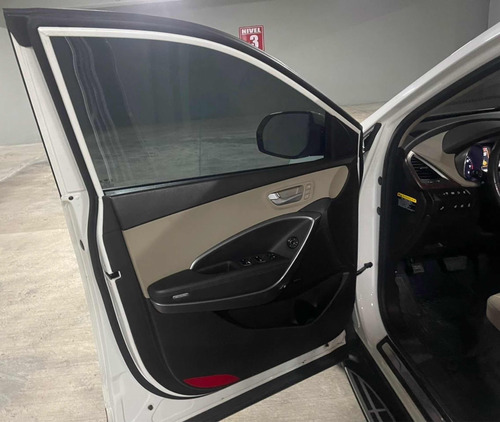 Hyundai Santa Fe Limited 4wd 2017