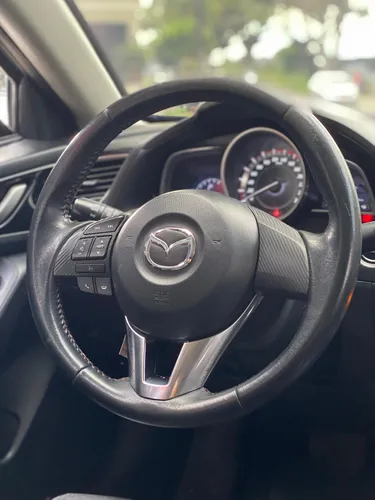 Mazda 3 2.0 Touring At