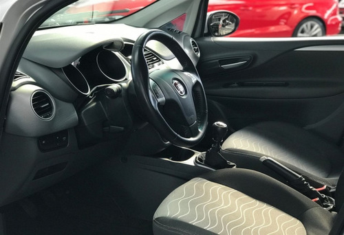 Imagem 5 de 7 de Fiat Punto 1.6 Essence