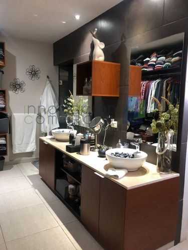 Imagen 19 de 20 de Zibata Casa De 3 Pisos En Venta Con Hermosa Vista Al Valle