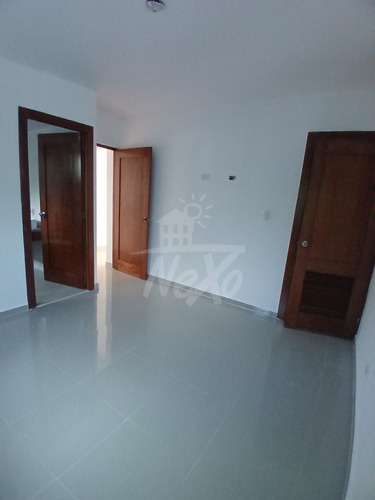 Venta Apartamento 2do Nivel De Oportunidad En Santiago (jpa-258)