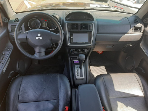 Imagem 7 de 15 de Mitsubishi Tr4 2.0 4x4 Automática