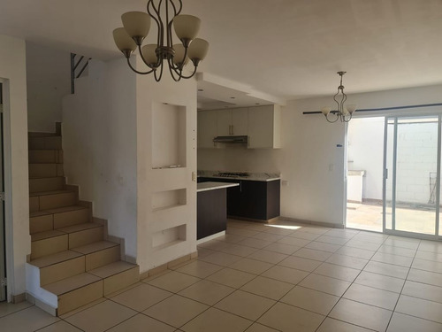 Imagen 5 de 18 de Casa En Renta En Monte Real (a Un Lado Portalegre)