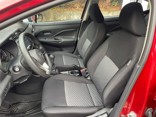 Imagen 5 de 10 de Nissan Versa Mt 1.6 Año 2022
