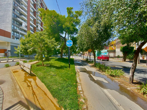 Departamento 1d1b C/estacionamiento Y Bodega, Recoleta