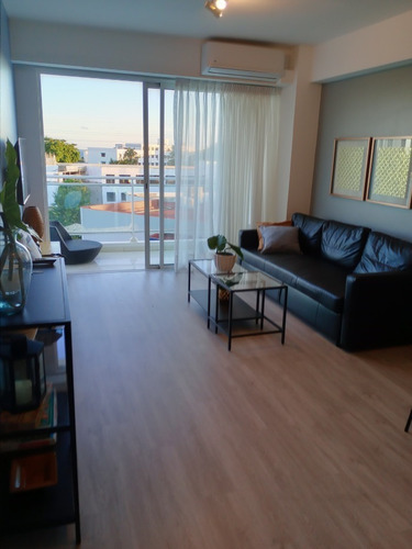 Imagen 8 de 19 de Rento Apartamento Amueblado De Lujo En Torre Sector La Julia