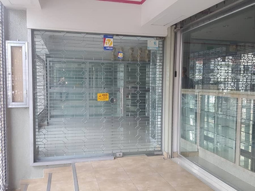 Imagen 3 de 30 de Para Oportunidad De Negocio, Local Comercial En Venta, Ubicado En Torre Venaragua, Calle Santos Michelena