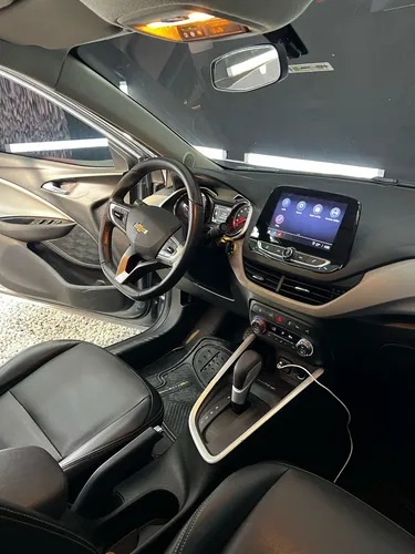 Chevrolet Onix 1.0T Premier Sedan At